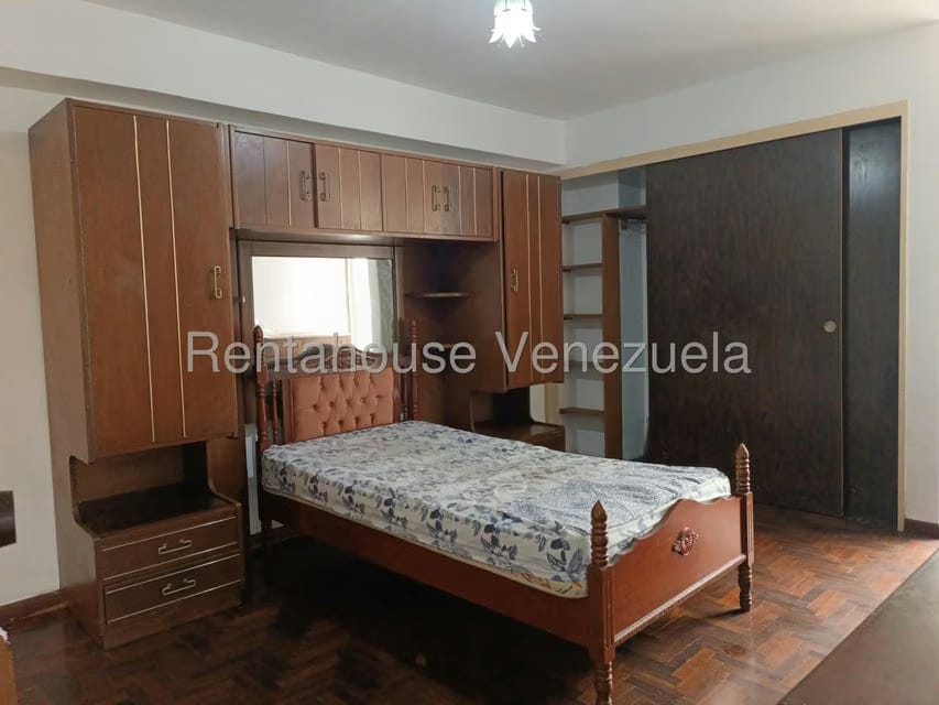 Apartamento (1 Nivel) en Venta en Los Teques, Miranda - 14