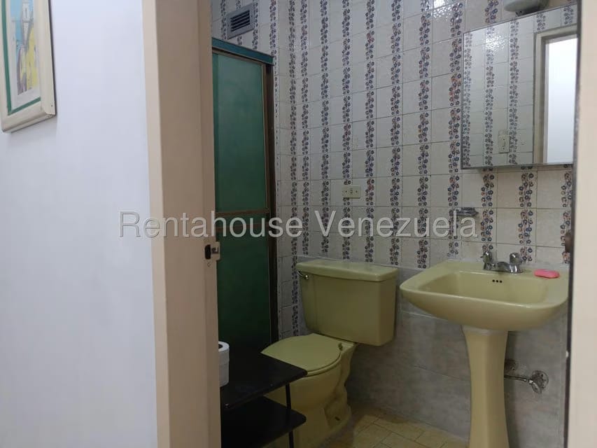 Apartamento (1 Nivel) en Venta en Los Teques, Miranda - 18