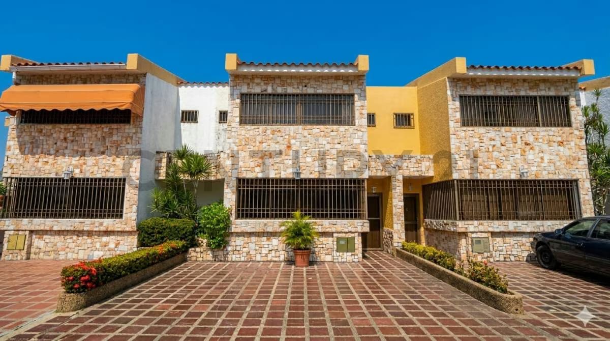 Townhouse en Venta en Puerto Encantado Higuerote
