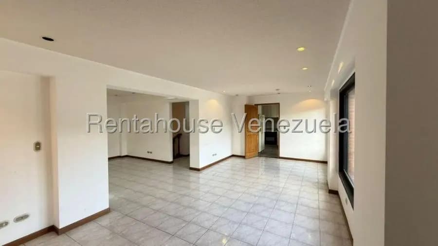 Apartamento en Venta en Baruta Caracas - 3