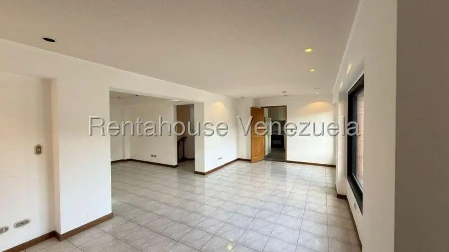Apartamento en Venta en Baruta Caracas - 3