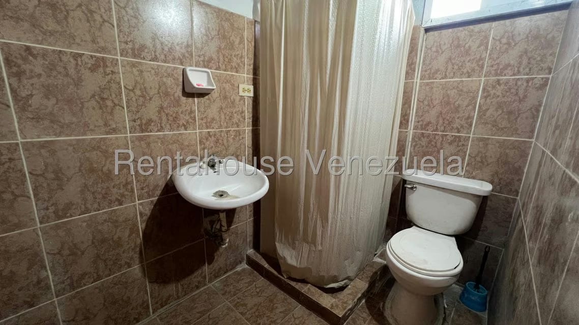 Comercial (Local Comercial) en Venta en Pueblo Nuevo, Zulia - 29