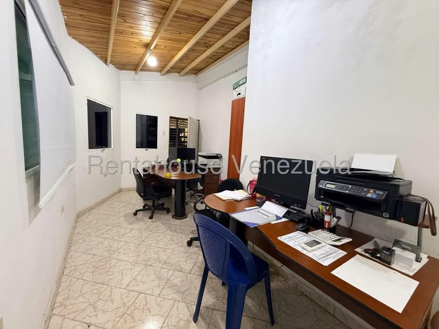 Comercial (Galpon - Deposito) en Venta en Centro, Lara - 14