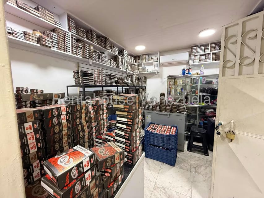 Comercial (Galpon - Deposito) en Venta en Centro, Lara - 25