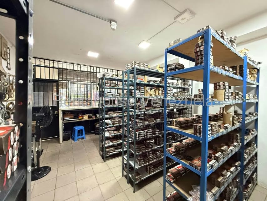 Comercial (Galpon - Deposito) en Venta en Centro, Lara - 30