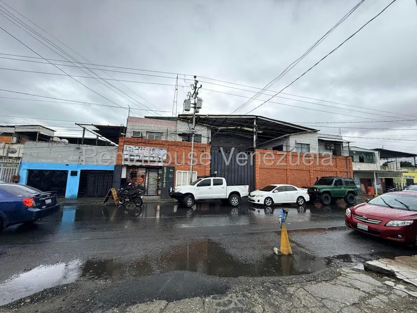 Comercial (Galpon - Deposito) en Venta en Centro, Lara - 35