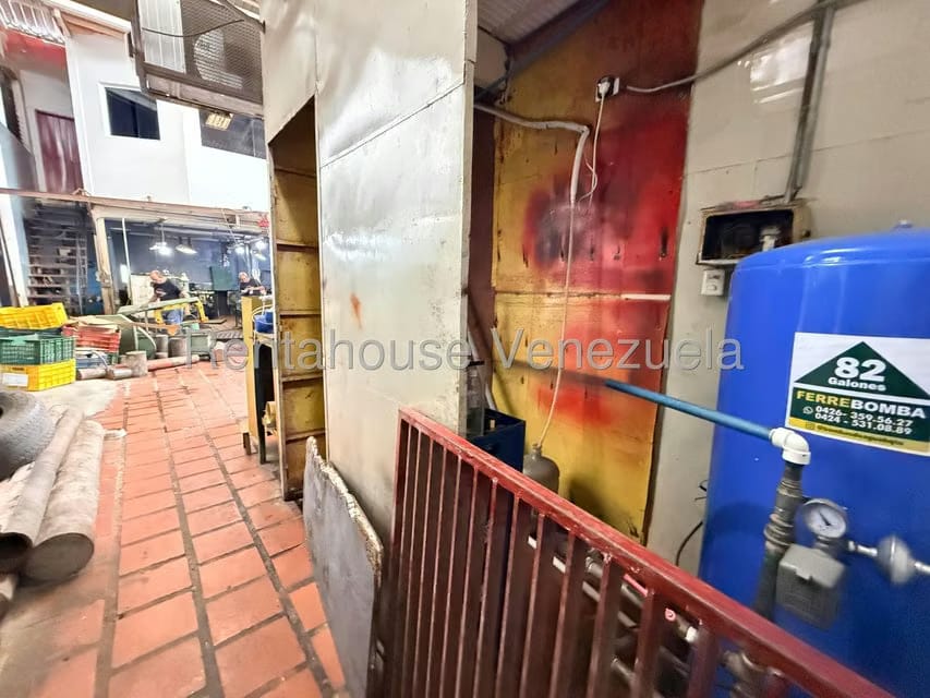 Comercial (Galpon - Deposito) en Venta en Centro, Lara - 6