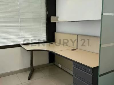 ALQUILER OFICINA CHACAO 18 AREAS CERRADAS 24 CUBICULOS - 6
