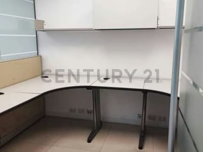 ALQUILER OFICINA CHACAO 18 AREAS CERRADAS 24 CUBICULOS - 8