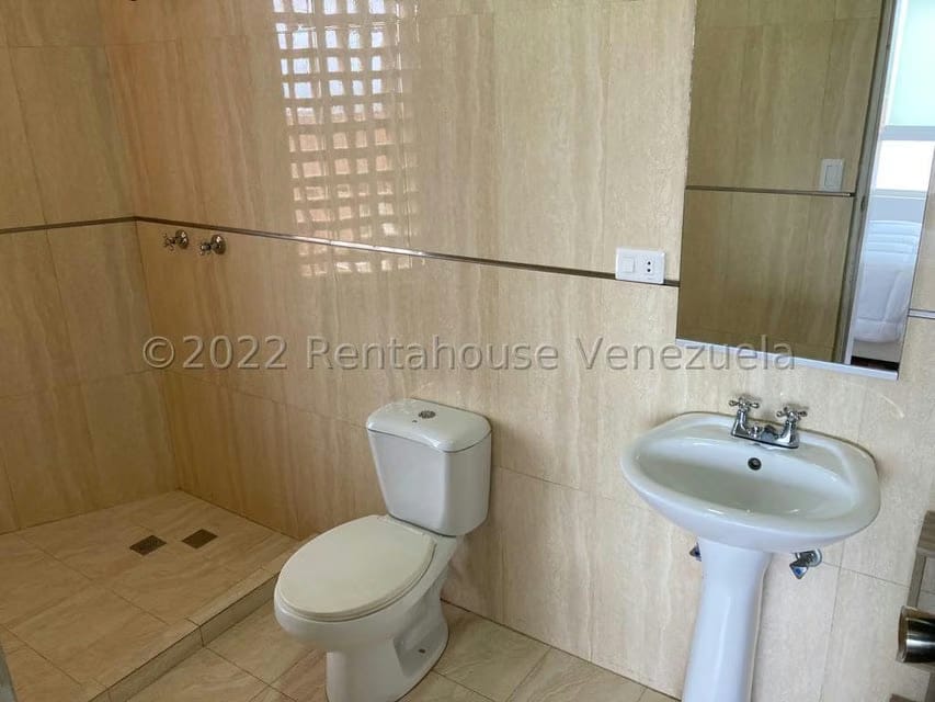 Apartamento (Duplex) en Venta en Oripoto, Distrito Metropolitano - 9