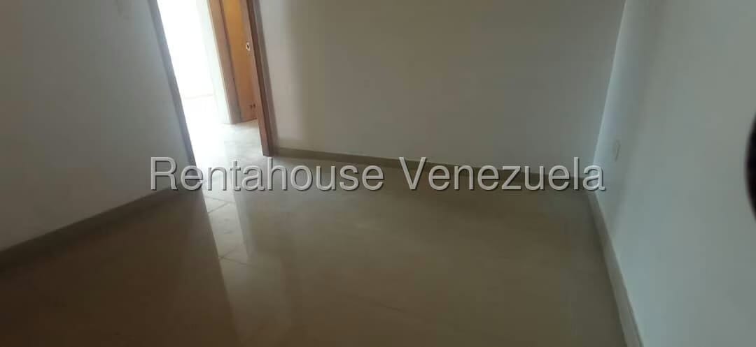 Apartamento (1 Nivel) en Alquiler en Escampadero, Distrito Metropolitano - 15