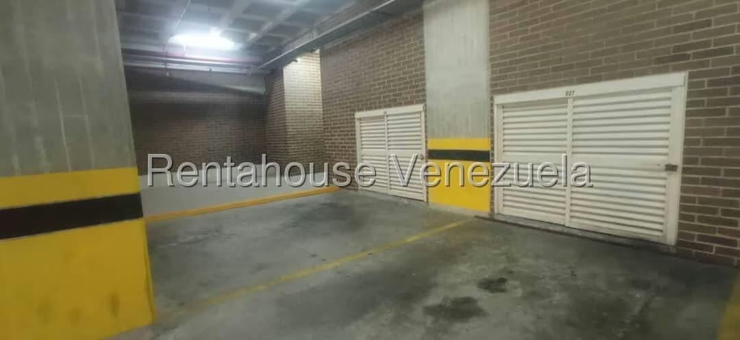 Apartamento (1 Nivel) en Alquiler en Escampadero, Distrito Metropolitano - 21