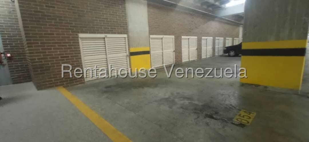 Apartamento (1 Nivel) en Alquiler en Escampadero, Distrito Metropolitano - 22