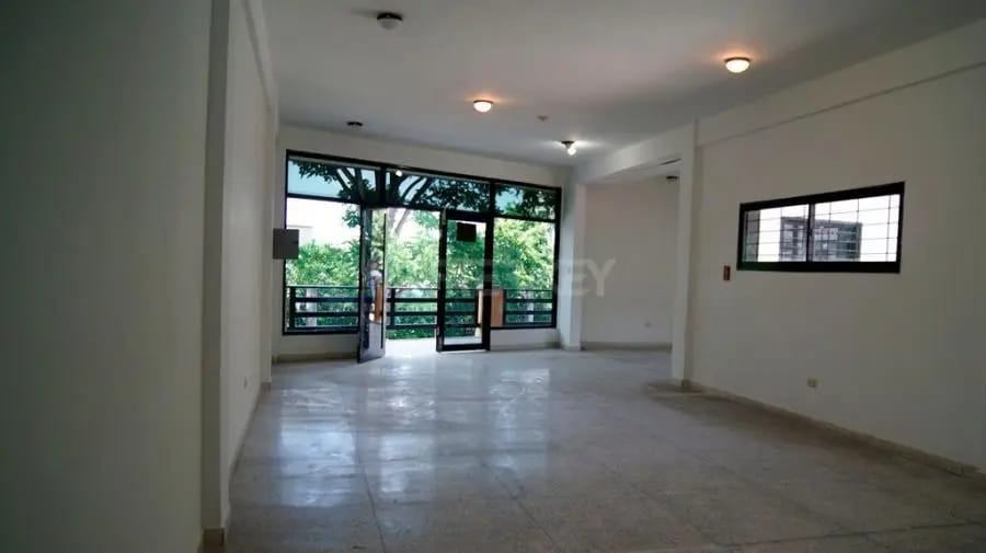 Oficina en Venta en Araure C.C Puente Araure Planta Oficina PA-05 - 18