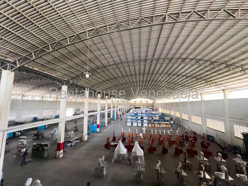 Comercial (Galpon - Deposito) en Venta en Rio Tuy, Miranda - 12