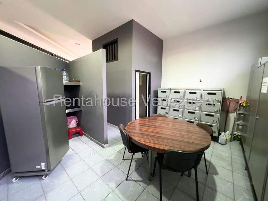 Comercial (Galpon - Deposito) en Venta en Rio Tuy, Miranda - 31