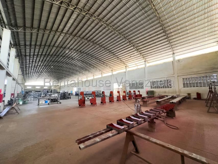 Comercial (Galpon - Deposito) en Venta en Rio Tuy, Miranda - 8