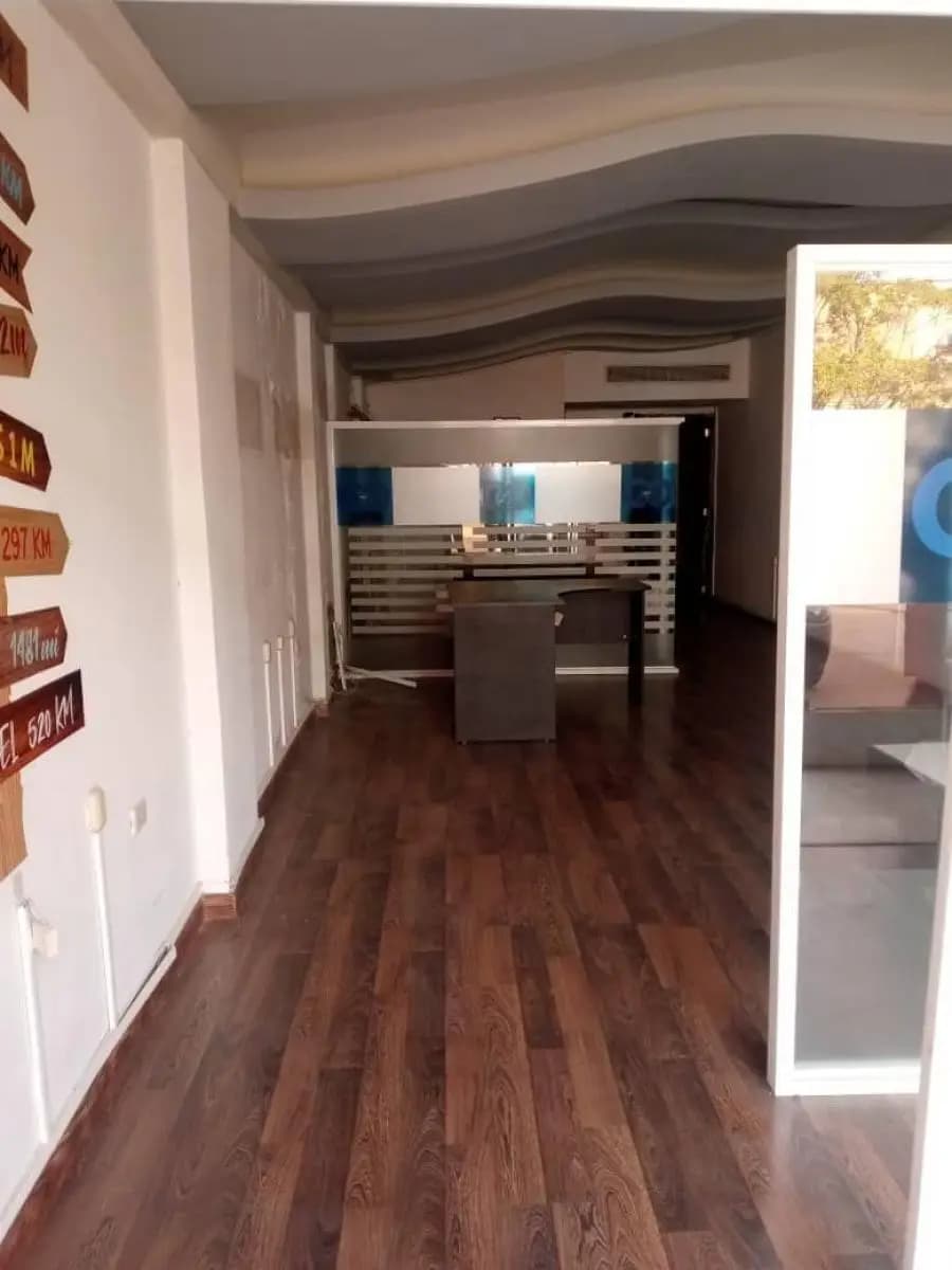 Galpon en Venta en Lechería - 5