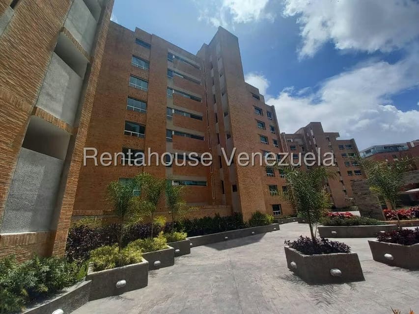 Apartamento (1 Nivel) en Alquiler en Solar del Hatillo, Distrito Metropolitano