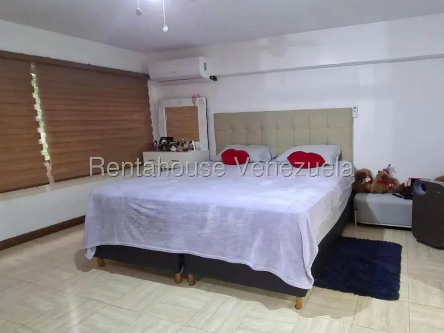 Apartamento en Venta en Cumbres de Curumo Caracas