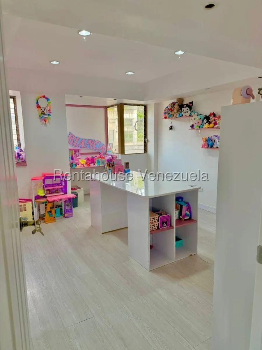 Apartamento en Venta en Cumbres de Curumo Caracas - 9