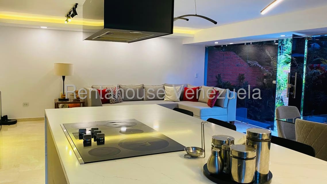 Apartamento (Duplex) en Venta en La Bonita, Distrito Metropolitano - 12