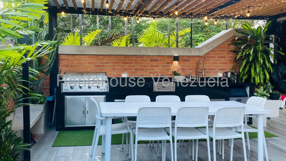 Apartamento (Duplex) en Venta en La Bonita, Distrito Metropolitano - 6