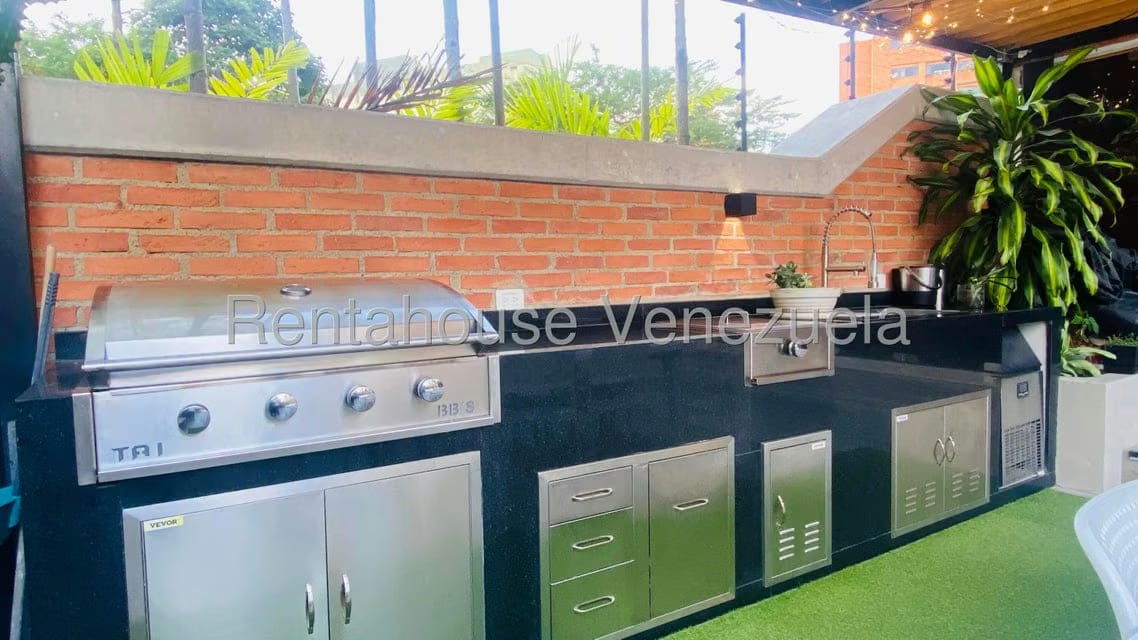 Apartamento (Duplex) en Venta en La Bonita, Distrito Metropolitano - 7