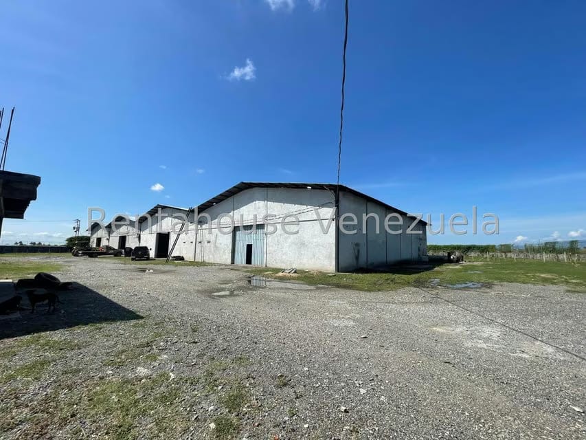 Comercial (Galpon - Deposito) en Alquiler en Miraflores, Portuguesa - 2