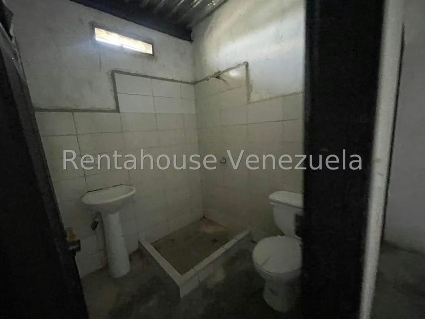 Comercial (Galpon - Deposito) en Alquiler en Miraflores, Portuguesa - 14