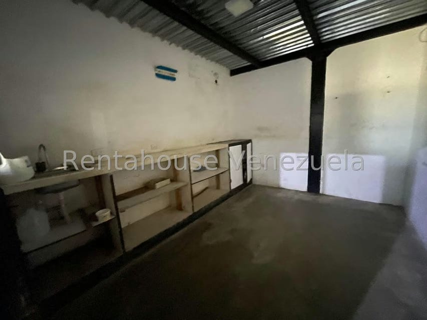 Comercial (Galpon - Deposito) en Alquiler en Miraflores, Portuguesa - 16