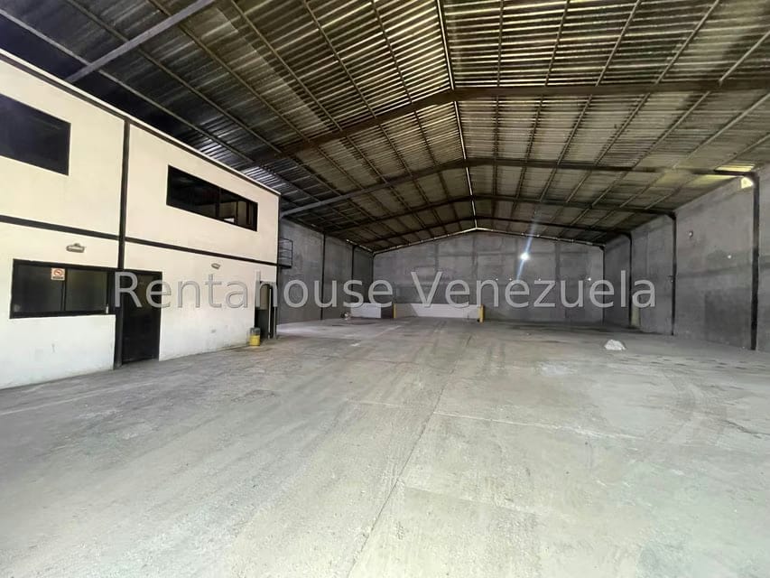 Comercial (Galpon - Deposito) en Alquiler en Miraflores, Portuguesa - 4