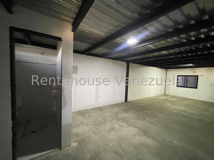 Comercial (Galpon - Deposito) en Alquiler en Miraflores, Portuguesa - 6