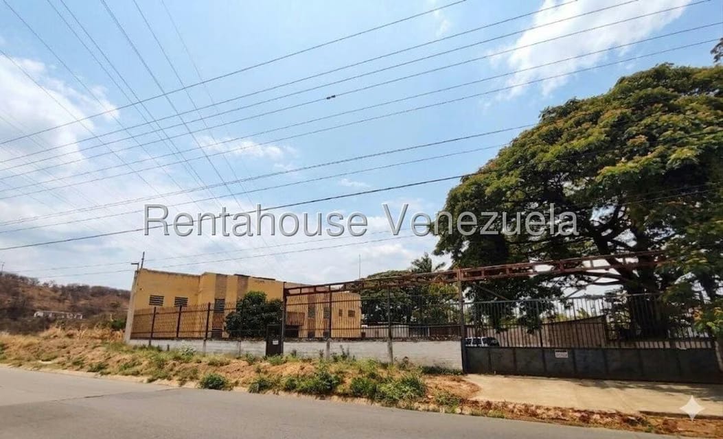 Terreno (Industrial) en Venta en Zuata, Aragua