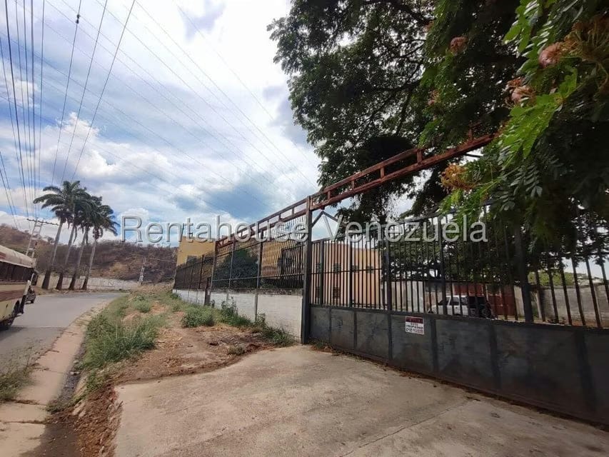 Terreno (Industrial) en Venta en Zuata, Aragua - 2
