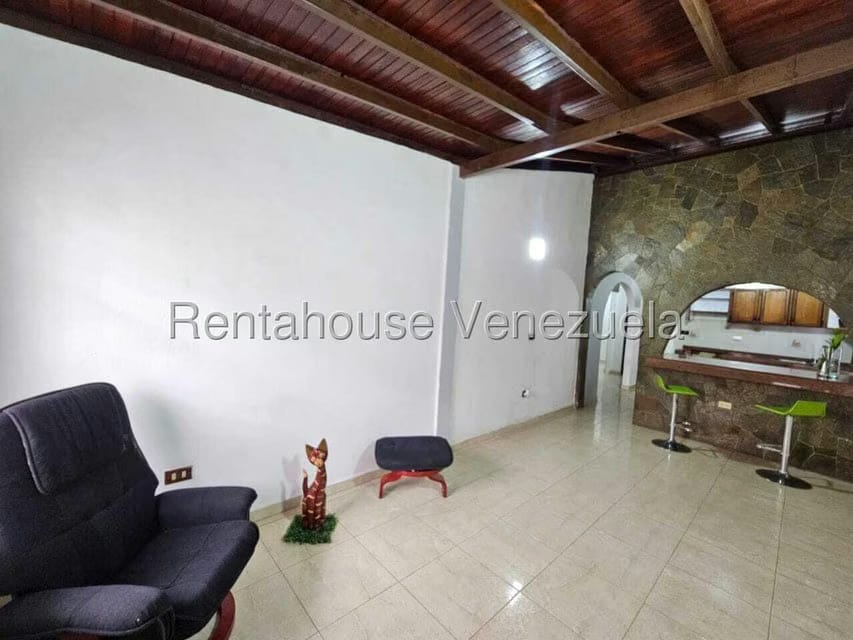 Casa (Duplex) en Alquiler en La Morita, Aragua - 11