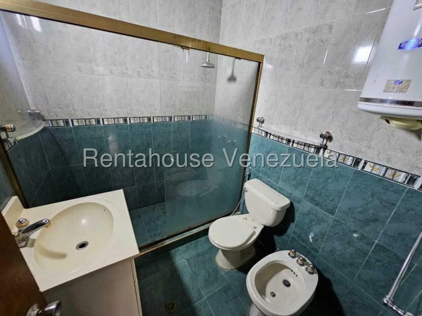 Casa (Duplex) en Alquiler en La Morita, Aragua - 16