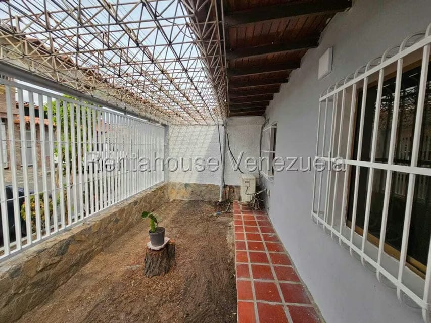 Casa (Duplex) en Alquiler en La Morita, Aragua - 23