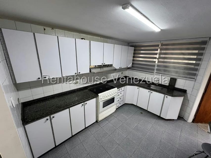 Apartamento (1 Nivel) en Alquiler en Caurimare, Distrito Metropolitano - 14