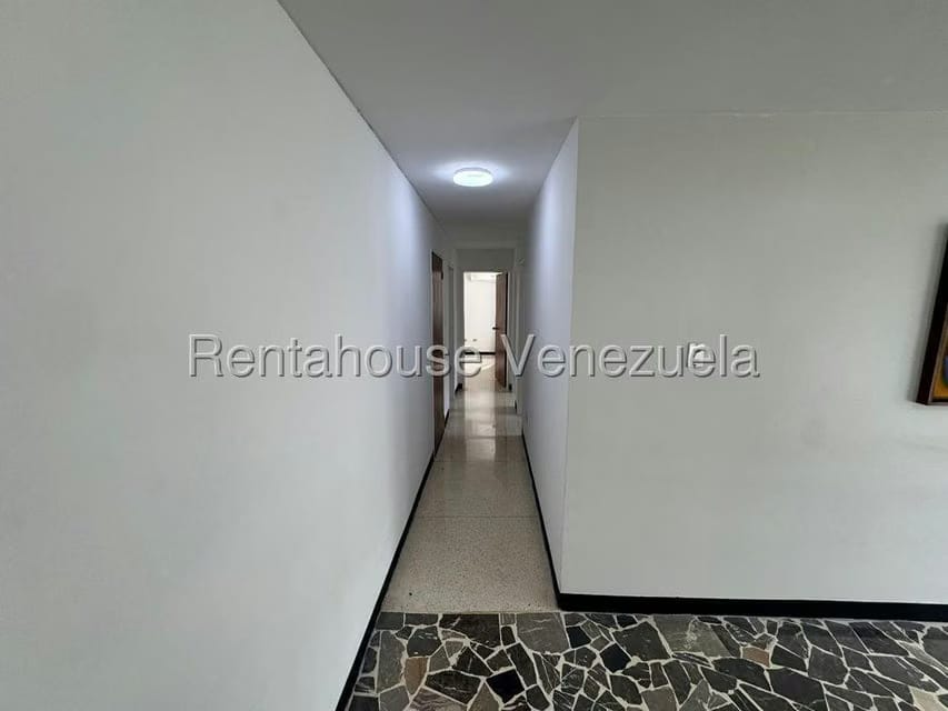 Apartamento (1 Nivel) en Alquiler en Caurimare, Distrito Metropolitano - 18