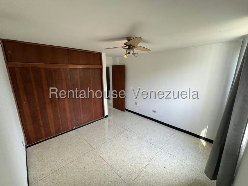 Apartamento (1 Nivel) en Alquiler en Caurimare, Distrito Metropolitano - 20
