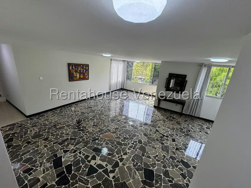 Apartamento (1 Nivel) en Alquiler en Caurimare, Distrito Metropolitano - 4