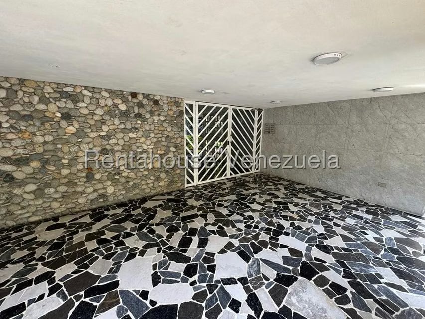 Apartamento (1 Nivel) en Alquiler en Caurimare, Distrito Metropolitano - 36
