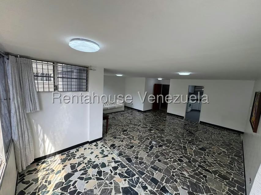 Apartamento (1 Nivel) en Alquiler en Caurimare, Distrito Metropolitano - 7