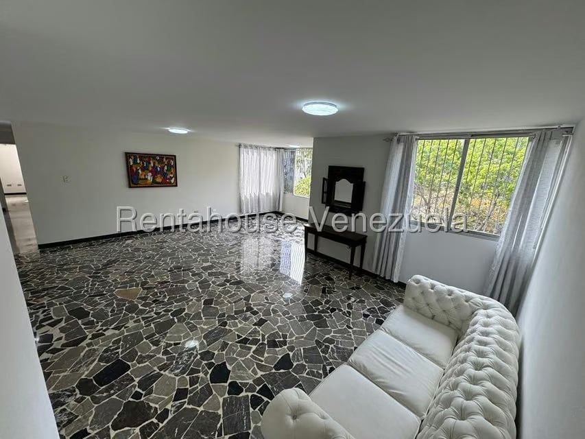 Apartamento (1 Nivel) en Alquiler en Caurimare, Distrito Metropolitano - 9
