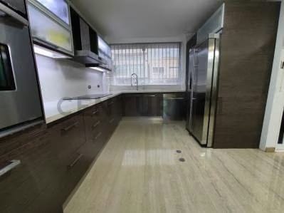 CASA EN ALQUILER EN LECHERIA CR CASAS BOTES C - 2