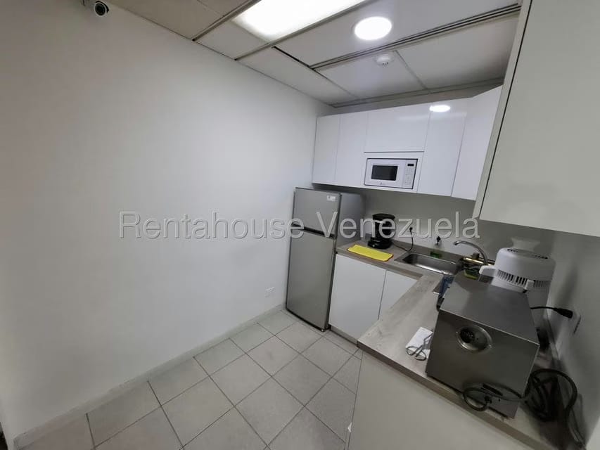 Comercial (Oficina) en Alquiler en Chuao, Distrito Metropolitano - 12