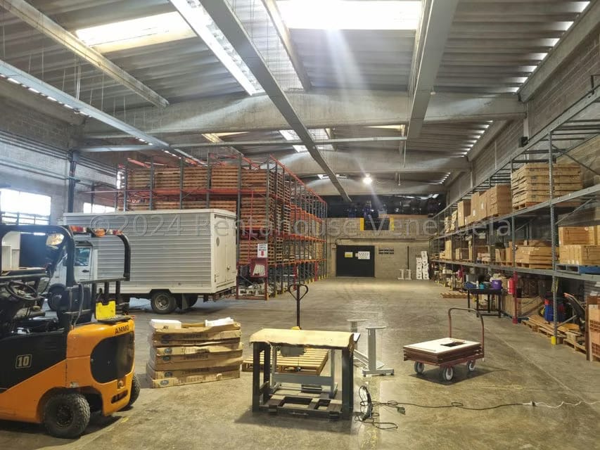 Comercial (Galpon - Deposito) en Venta en Sector Industrial Cloris, Miranda - 5