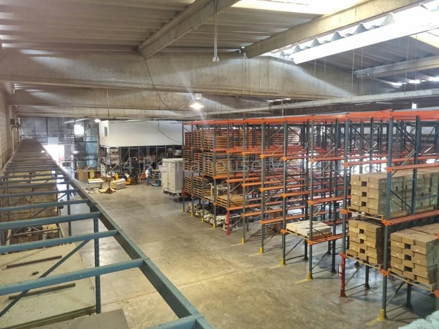 Comercial (Galpon - Deposito) en Venta en Sector Industrial Cloris, Miranda - 10