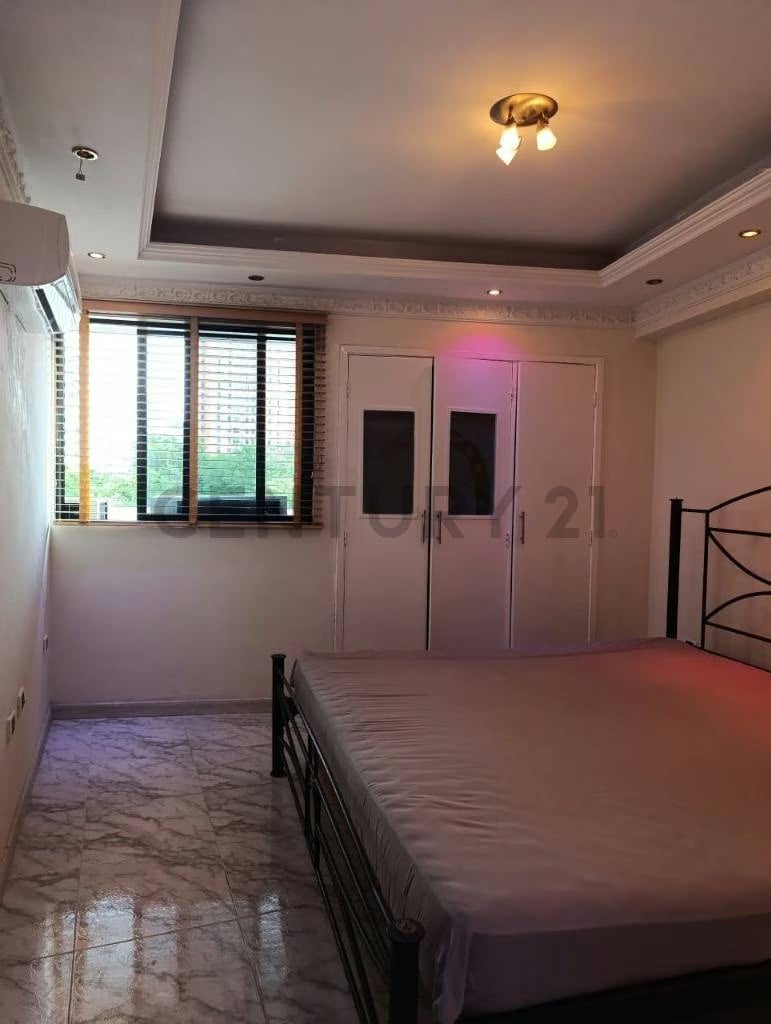 APARTAMENTO AMOBLADO EN ALQUILER - 12